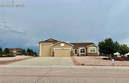 11824 Black Hills Dr, Peyton, CO, 80831-4421 | Card Image