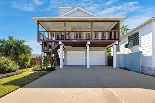 2027 Hollywood Ave, Galveston, TX, 77551-1440 | Card Image
