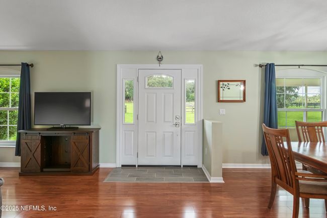 6301 W Highway 326, House other with 3 bedrooms, 2 bathrooms and null parking in Ocala FL | Image 5