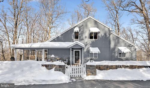 337 Berry Mountain Rd, MILLERSBURG, PA, 17061-1809 | Card Image