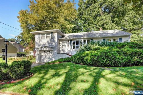 52 Otoole St, Westwood, NJ, 07675-3435 | Card Image