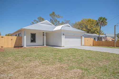 18 Wood Ave, Panama City, FL, 32404-7447 | Card Image