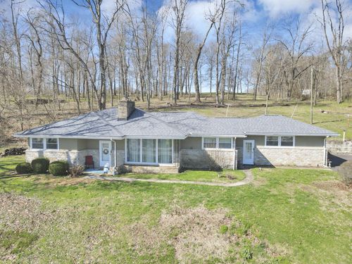 1775 Old Logan Rd Se, Lancaster, OH, 43130-8256 | Card Image