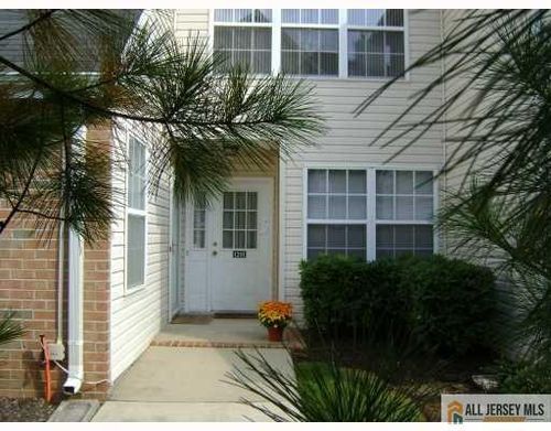 1218 Plymouth Rd, North Brunswick, NJ, 08902-4591 | Card Image