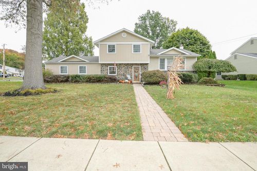 229 Walton Dr, MORRISVILLE, PA, 19067-5917 | Card Image