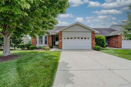 37-3460 Truman Terrace Dr, Saint Charles, MO, 63301-4062 | Card Image