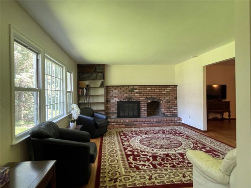 4 Cornwallis Rd, East Setauket, NY, 11733-1108 | Card Image