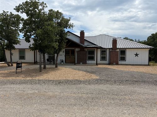 129 Whiskey Ranch Rd, Runaway Bay, TX, 76426-1647 | Card Image