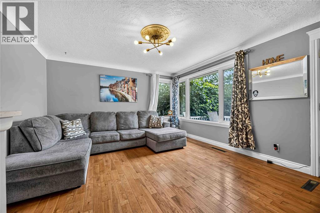 Residential in Sarnia 4