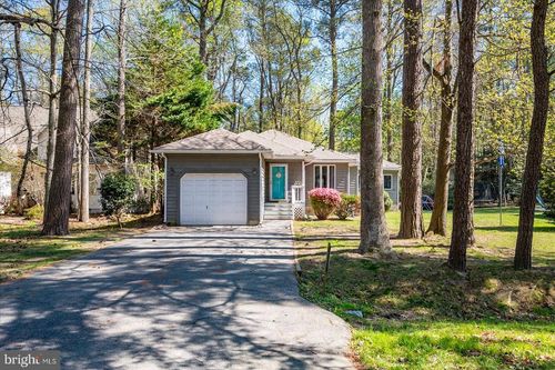 14 Juneway Ln, OCEAN PINES, MD, 21811-1729 | Card Image