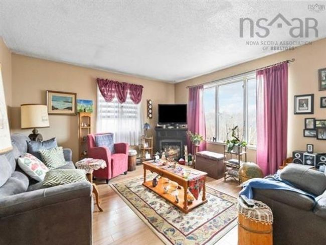 66 Maple Ave, Home with 6 bedrooms, 0 bathrooms and null parking in Lunenburg NS | Image 14