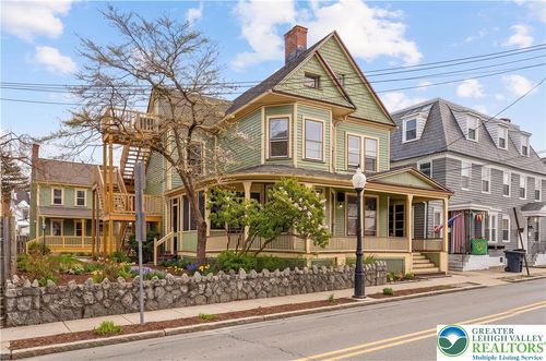 28 S 1st St, Bangor, PA, 18013-2612 | Card Image