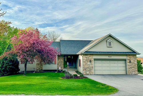 1504 Highland Meadows Drive, SPARTA, WI, 54656 | Card Image