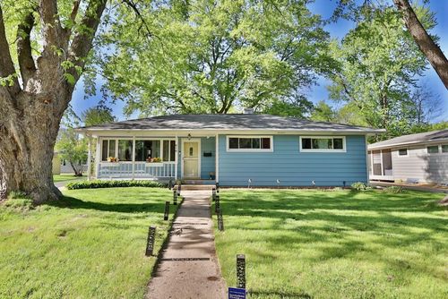 616 West St, Stoughton, WI, 53589-1361 | Card Image