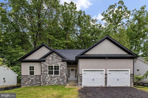 1109 Lakeview Pkwy, LOCUST GROVE, VA, 22508-5263 | Card Image