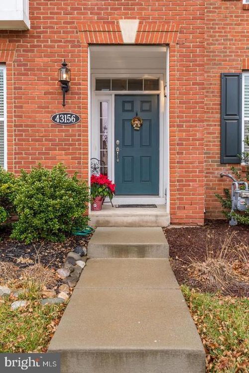 43156 Whelplehill Ter, ASHBURN, VA, 20148-7067 | Card Image