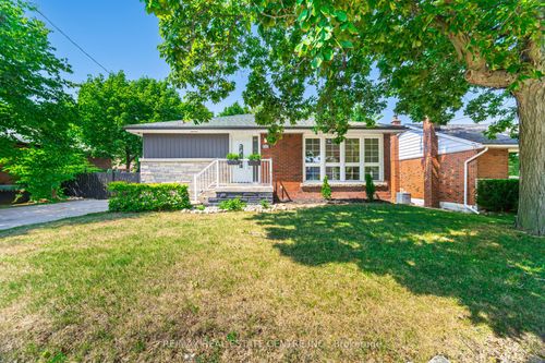 166 Terrace Dr, Hamilton, ON, L9A2Z1 | Card Image