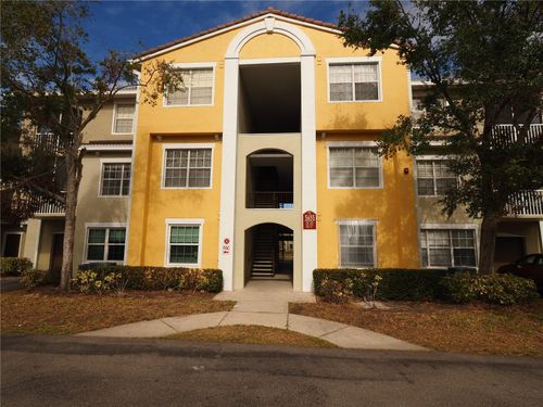 unit-303-5655 Bentgrass Dr, Sarasota, FL, 34235-7627 | Card Image