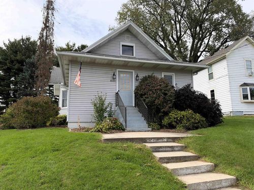 N4047 Metcalf St, Doylestown, WI, 53928-9100 | Card Image