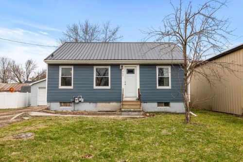 305 1st St, Gilbert, IA, 50105-7702 | Card Image