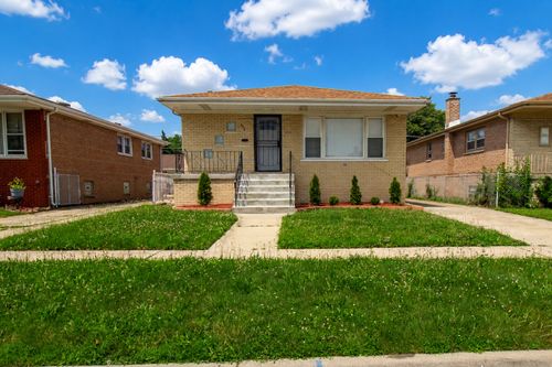 408 Bensley Ave, Calumet City, IL, 60409-2390 | Card Image