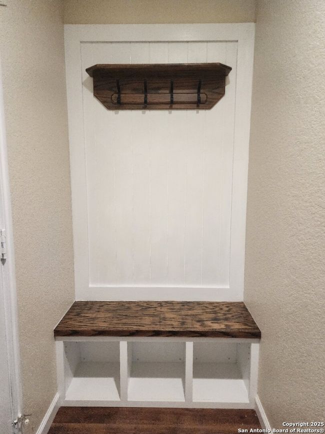321 Hinge Loop, House other with 3 bedrooms, 3 bathrooms and null parking in Cibolo TX | Image 4