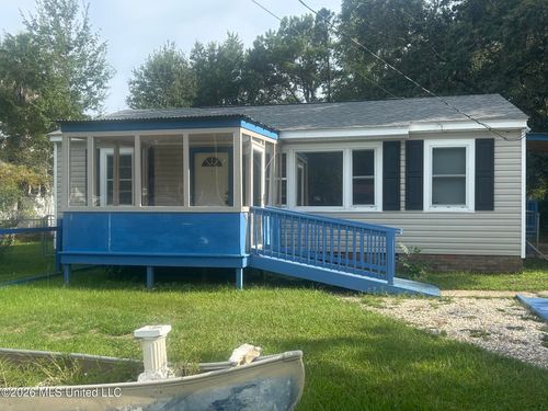 309 43rd St, Gulfport, MS, 39507-3946 | Card Image