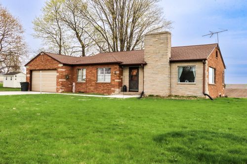 5727 Garden Plain Rd, FULTON, IL, 61252-9743 | Card Image