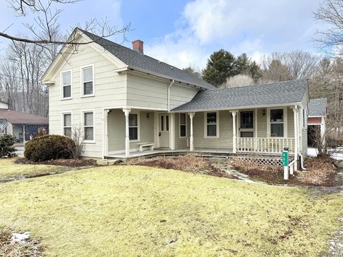 432 Main Rd, Granville, MA, 01034-9482 | Card Image