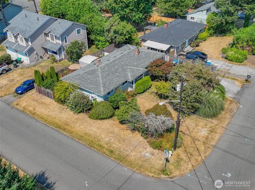 1815 Curtis Ct Se, Lacey, WA, 98503-7058 | Card Image