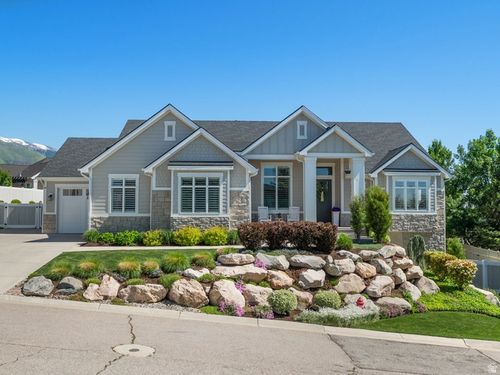 646 E 600 S, Kaysville, UT, 84037-2687 | Card Image