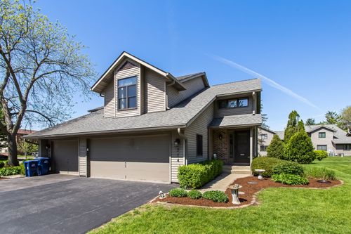 714 Eletson Dr, Crystal Lake, IL, 60014-7456 | Card Image