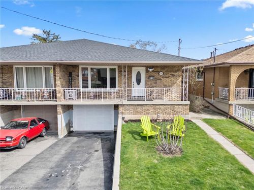 135 Parkdale Avenue S, Hamilton, ON, L8K6K4 | Card Image