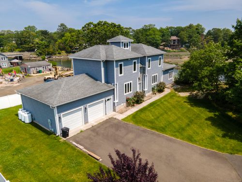 44 Brown Rd, East Haven, CT, 06512-3501 | Card Image