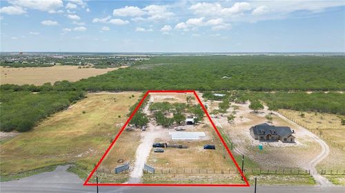 18611 Villa Hermosa Dr, Penitas, TX, 78576-4107 | Card Image
