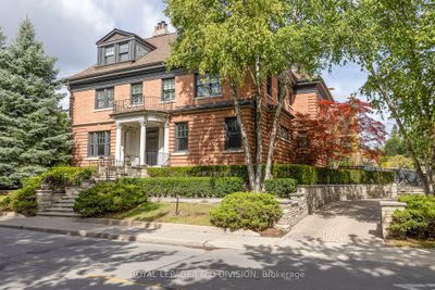 60 Dunvegan Rd, House other with 6 bedrooms, 8 bathrooms and 8 parking in Toronto ON | Image 2