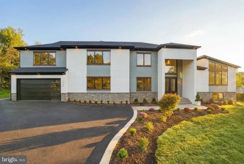 1904 Ware Rd, FALLS CHURCH, VA, 22043-1022 | Card Image