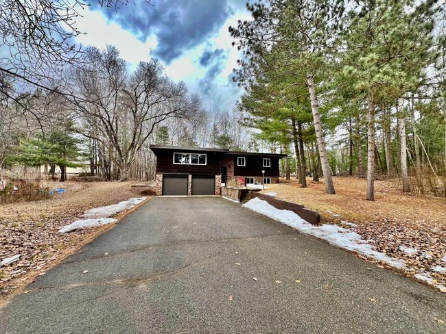 Main view of home garage and driveway.jpg | Image 37