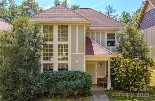 10 Trafalgar Cir, Asheville, NC, 28805-0003 | Card Image