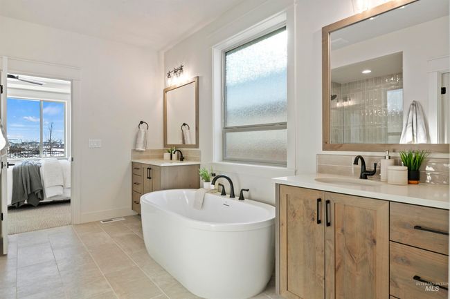 11361 S Saylis Way, House other with 3 bedrooms, 3 bathrooms and 3 parking in Kuna ID | Image 21