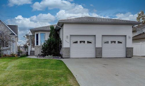 10659 81 Ave, Grande Prairie, AB, T8W2J8 | Card Image