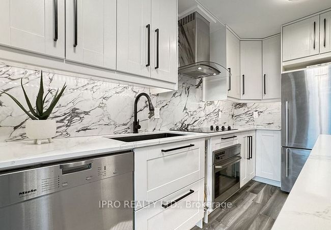 210 - 200 Manitoba St, Condo with 2 bedrooms, 2 bathrooms and null parking in Etobicoke ON | Image 5