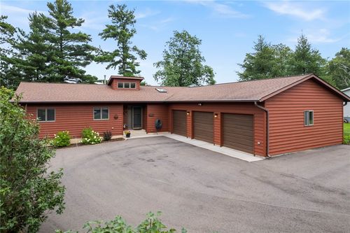 1940 Hines Lakeview Dr, Cumberland, WI, 54829-9118 | Card Image