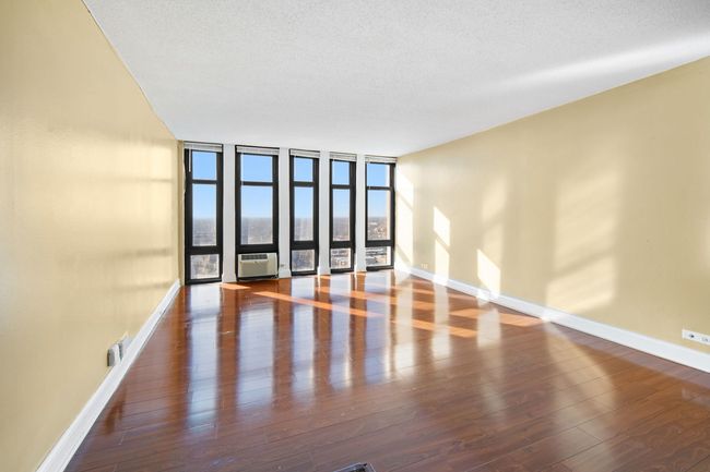APT-10J - 6700 S South Shore Dr, Condo with 1 bedrooms, 1 bathrooms and 1 parking in CHICAGO IL | Image 5