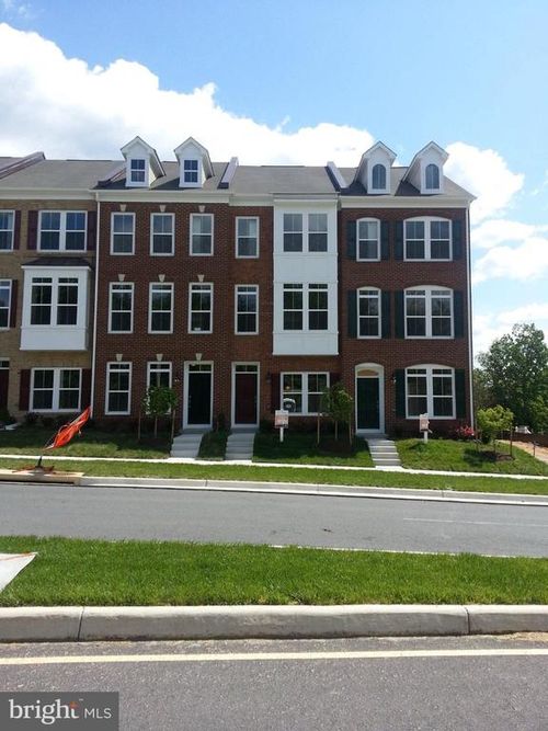 3100 Waterloo Ln, FAIRFAX, VA, 22031-6090 | Card Image