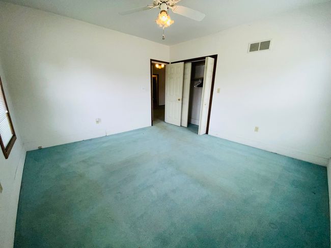 807 W Washington St, House other with 3 bedrooms, 1 bathrooms and 4 parking in Pontiac IL | Image 11