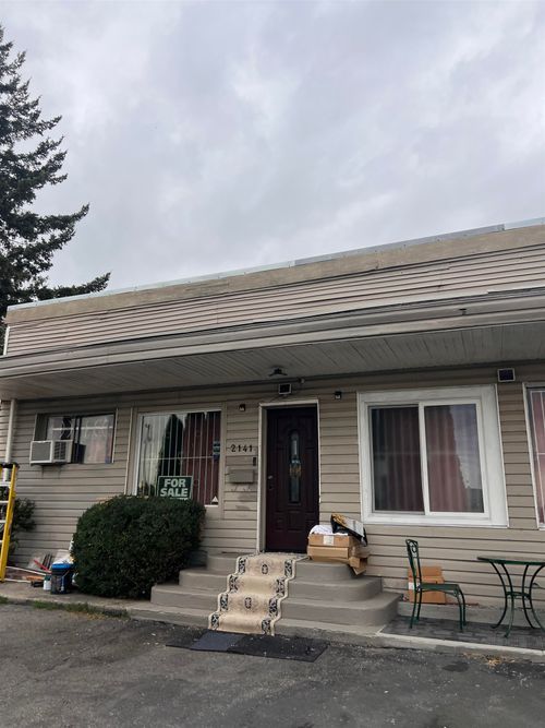 2141 Marine Way, New Westminster, BC, V3M2H2 | Card Image