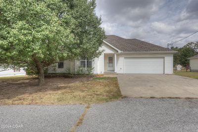 911 Kings Circle, House other with 3 bedrooms, 2 bathrooms and null parking in Galena KS | Image 3