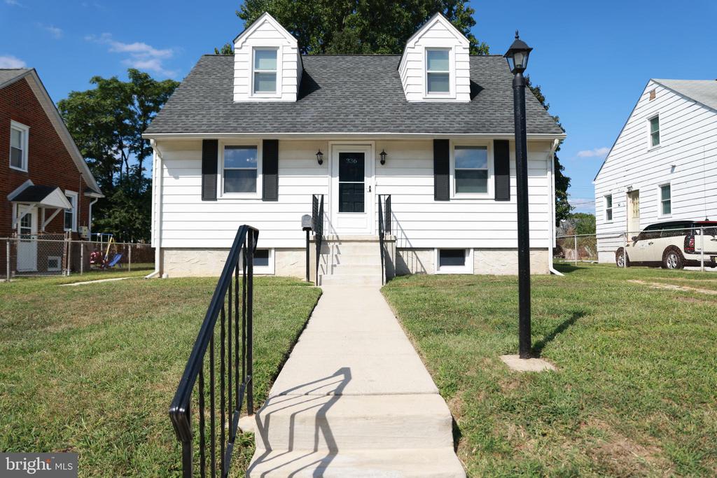 Greenwich Ave, Paulsboro, NJ 08066