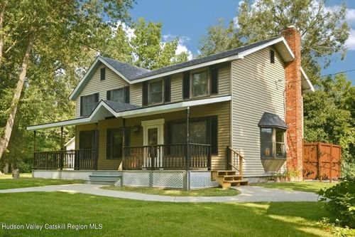 266 Scheller Park Rd, West Coxsackie, NY, 12192-1404 | Card Image